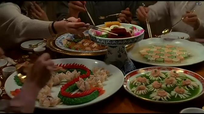 再看《饮食男女》，那些沉默又孤独的中国父亲，正在被时代所打败