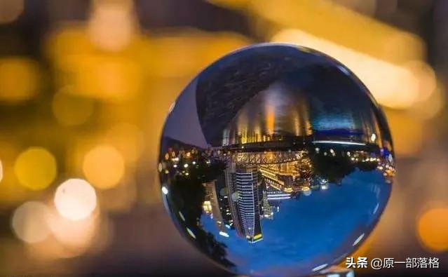 心理测试你第一眼看到是什么石头,心理测试4个花瓶你选哪一个