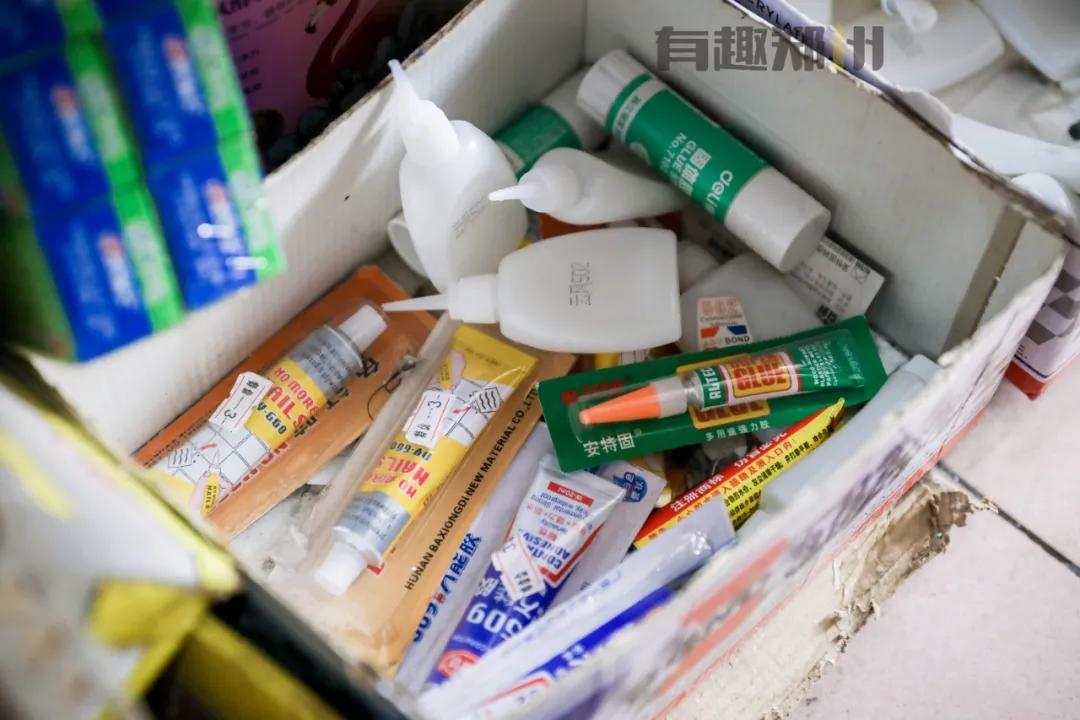 郑州最大的2元店,郑州8090怀旧餐厅