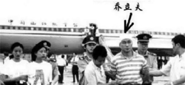 东莞老头贪便宜捡了一袋冬瓜,东莞一老头贪便宜捡了一袋冬瓜