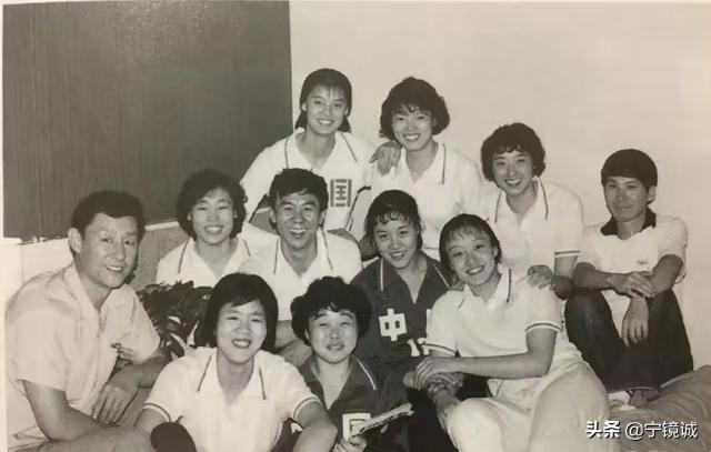 女排世界杯11连胜郎平流泪,中国女排世界杯11连胜卫冕