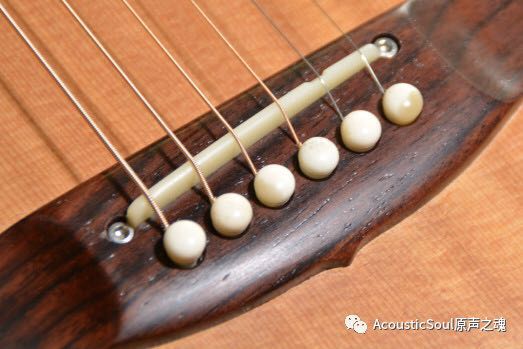 下琴码用多少目的砂纸打磨,下琴码的厚度对音色有影响吗