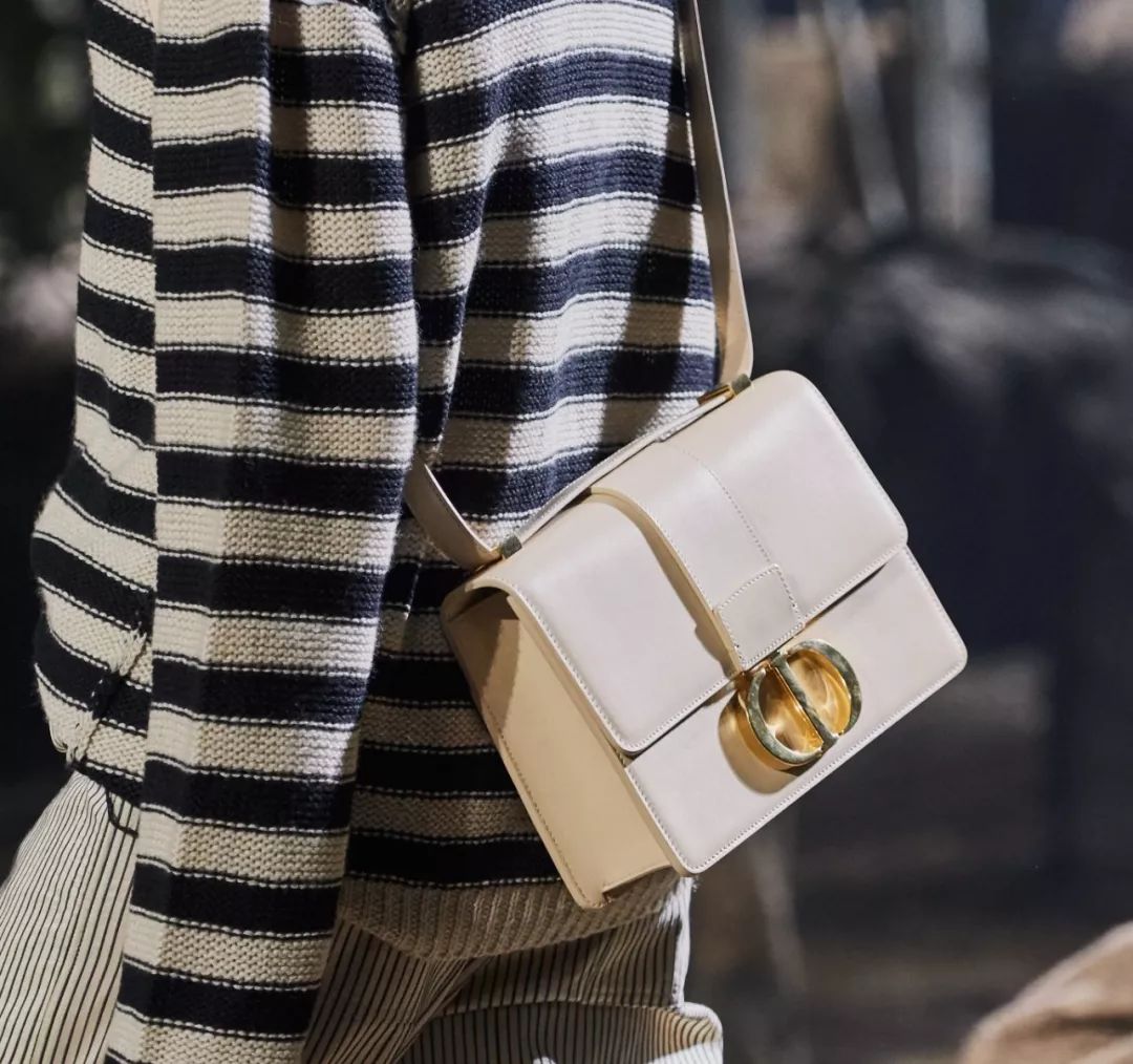 dior值得买的马鞍包是哪款,dior最好的十款包