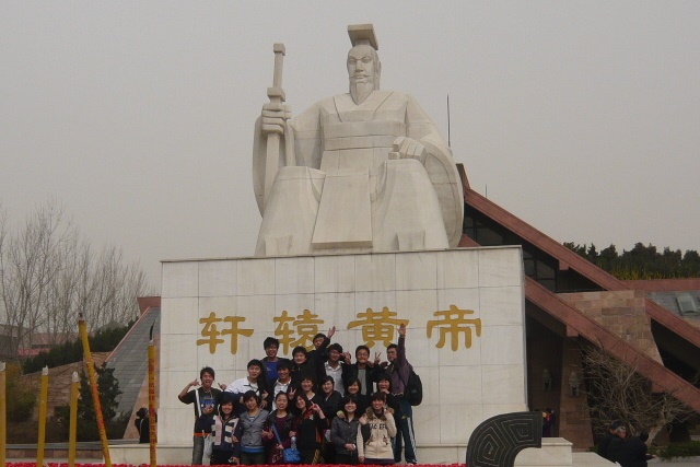 皇帝和曹操的关系,挟天子以令诸侯是谁的主意