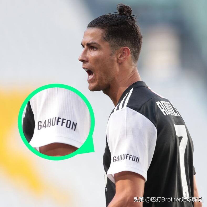尤文暖心举动!都灵德比为布冯定制球衣,再踢1年不拿欧冠不退休