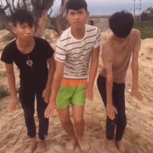 搞笑白色连衣裙视频,搞笑gif第356期