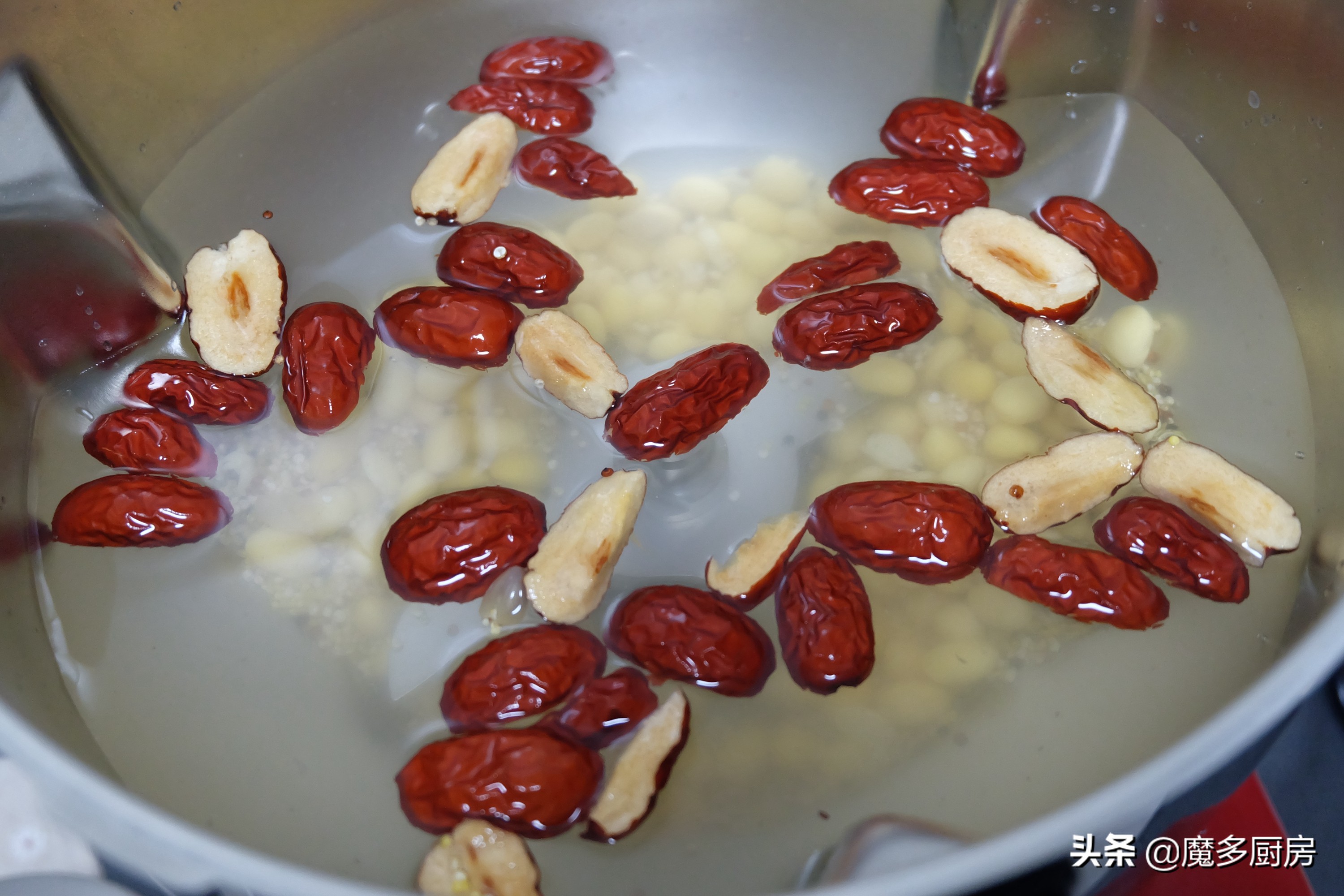 早餐豆浆除了油条还配啥,早餐豆浆不要什么主食