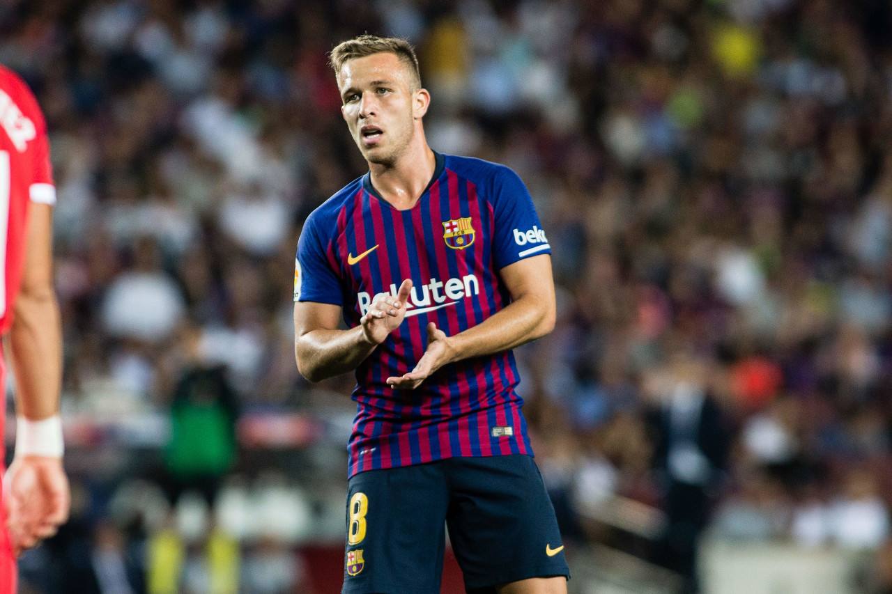 老白传给库蒂尼奥的，现在又要传给6号？这可能是对他最好的拯救