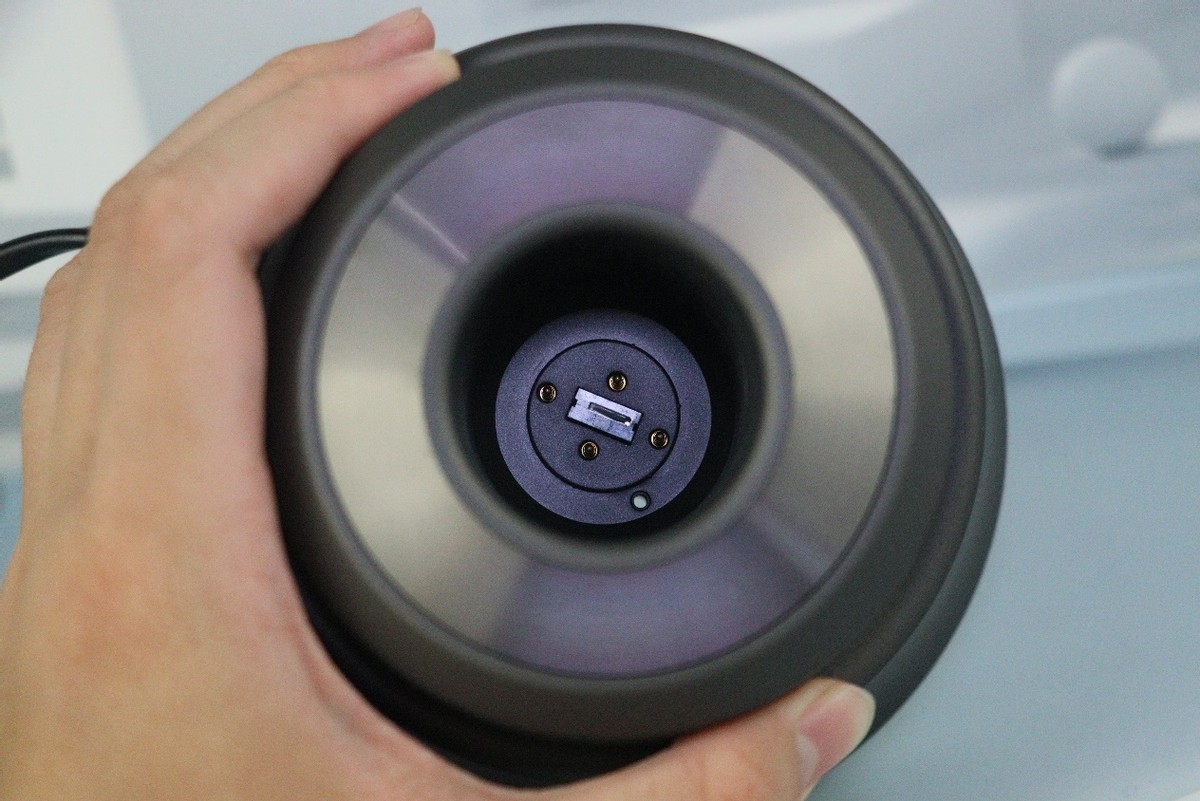 一个支持88W闪充的诗恩吹风机是要闹哪样？