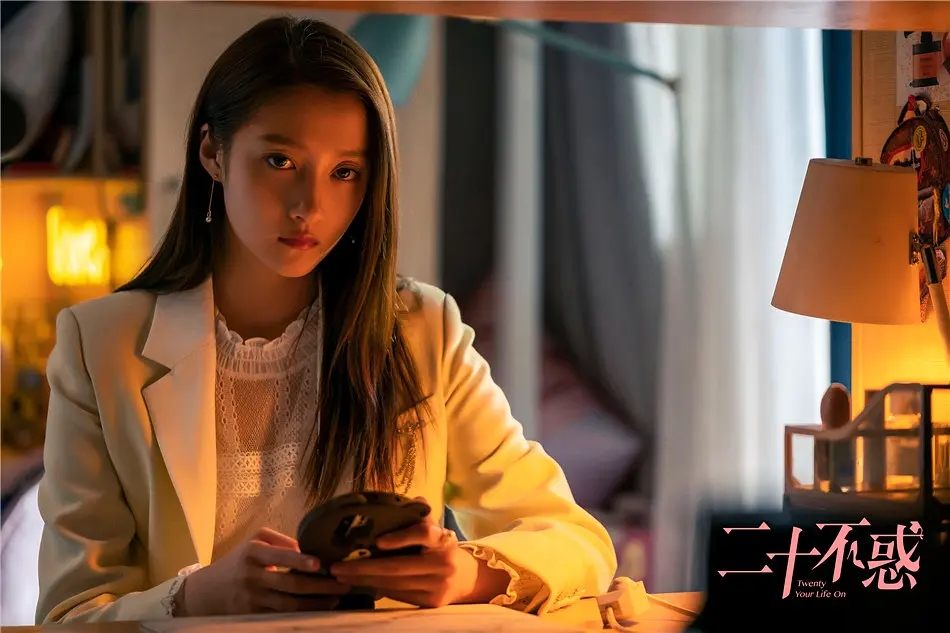 关晓彤从4岁到25岁的演戏变化,盘点关晓彤6到25岁颜值和演技变化