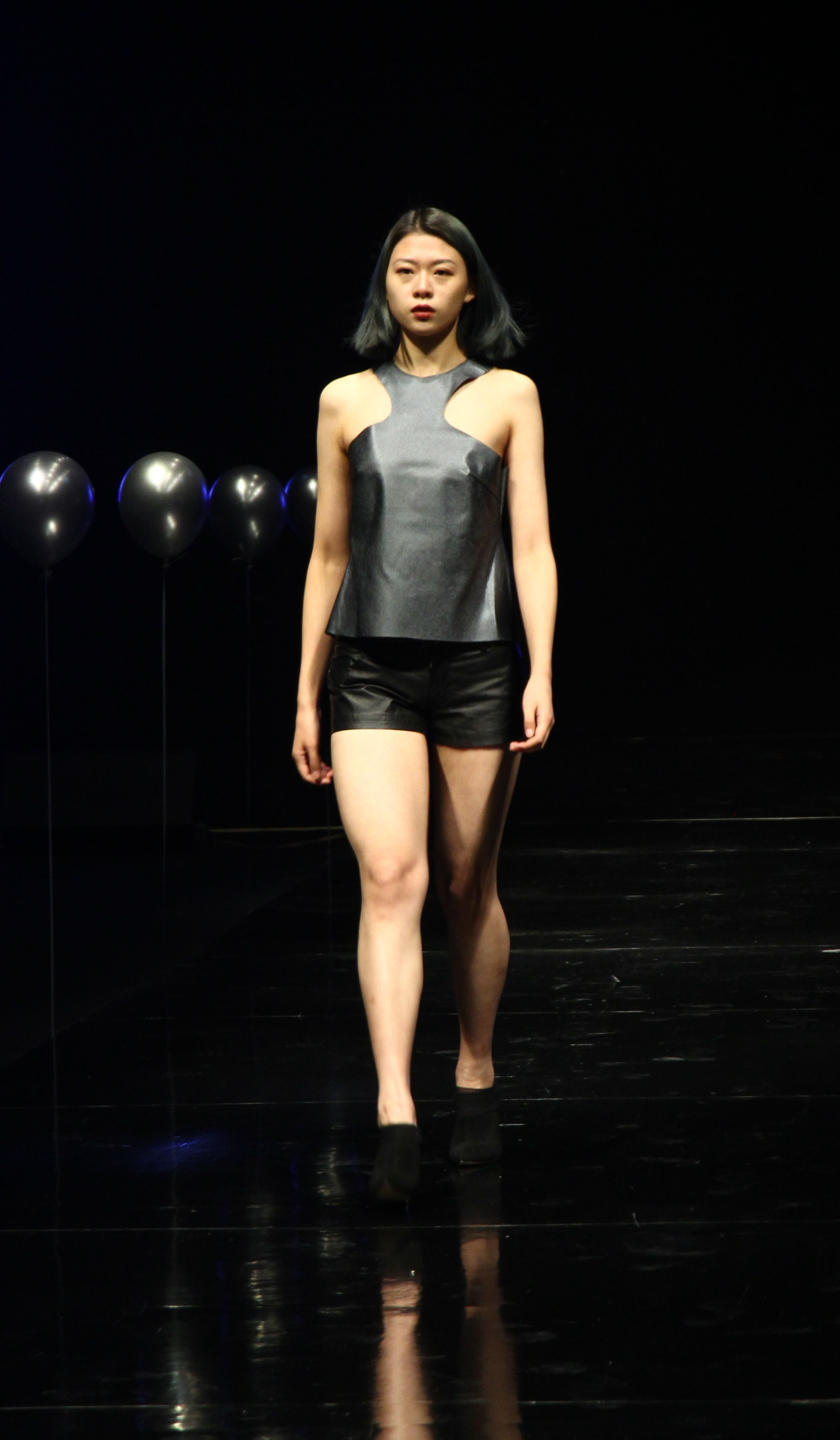 以“秀”展“料”用创意点亮时尚