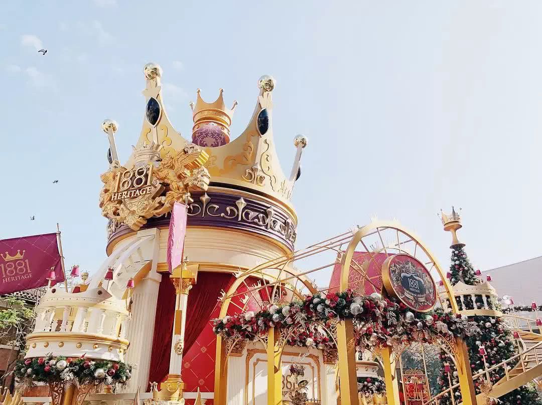 香港巨型圣诞树,香港圣诞树旅游攻略