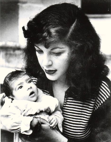 画家弗洛伊德为英女王画像,弗洛伊德为女皇画像