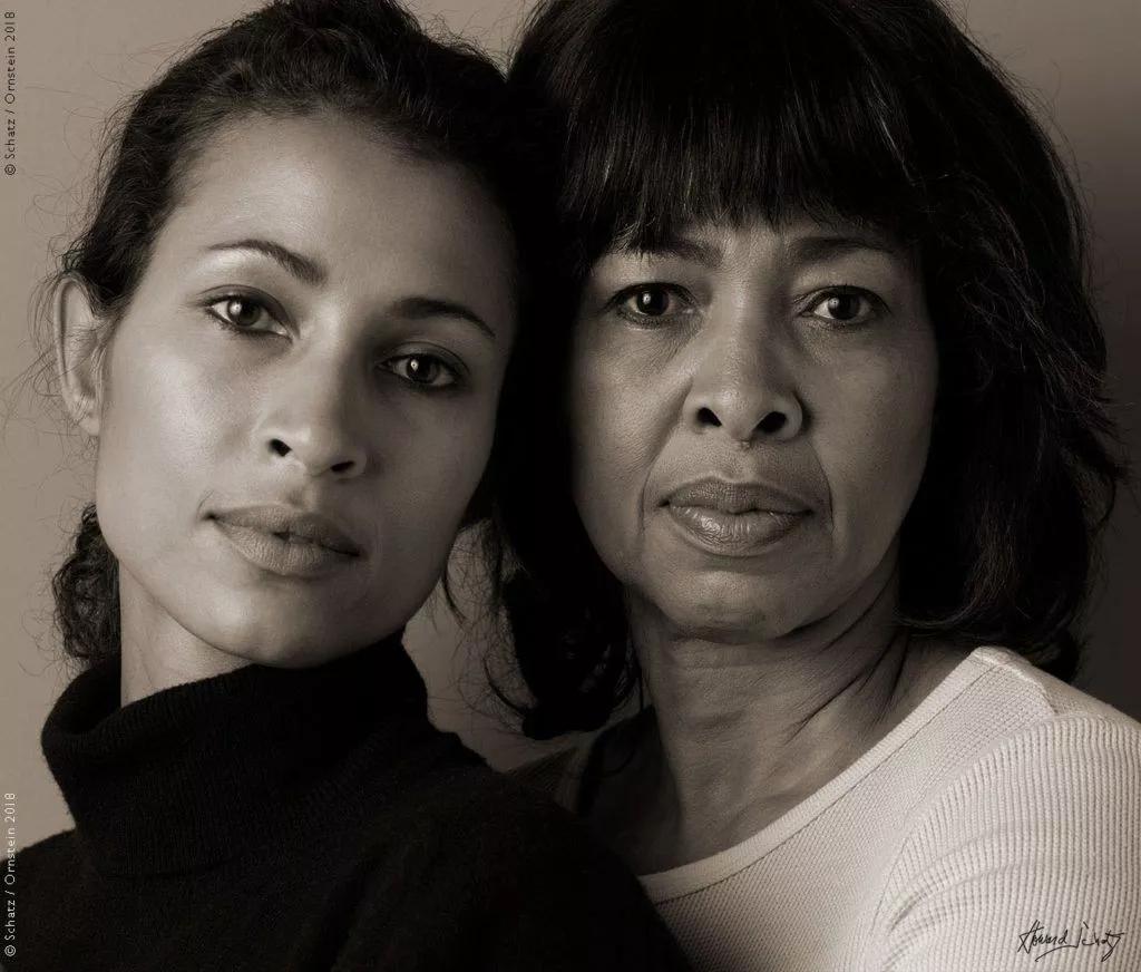 模特们啊~~妈妈的基因太强大，据说“女儿会偷走麻麻的美丽？