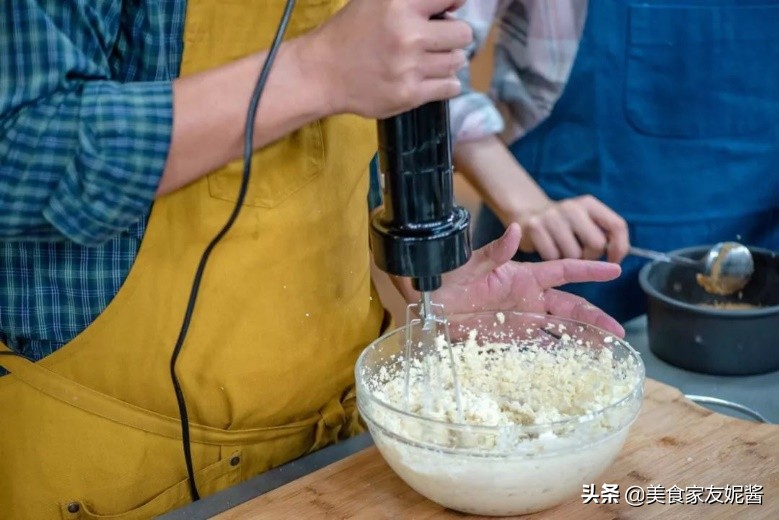 今日美食推荐红薯栗子芝士蛋糕,核桃栗子轻芝士蛋糕制作