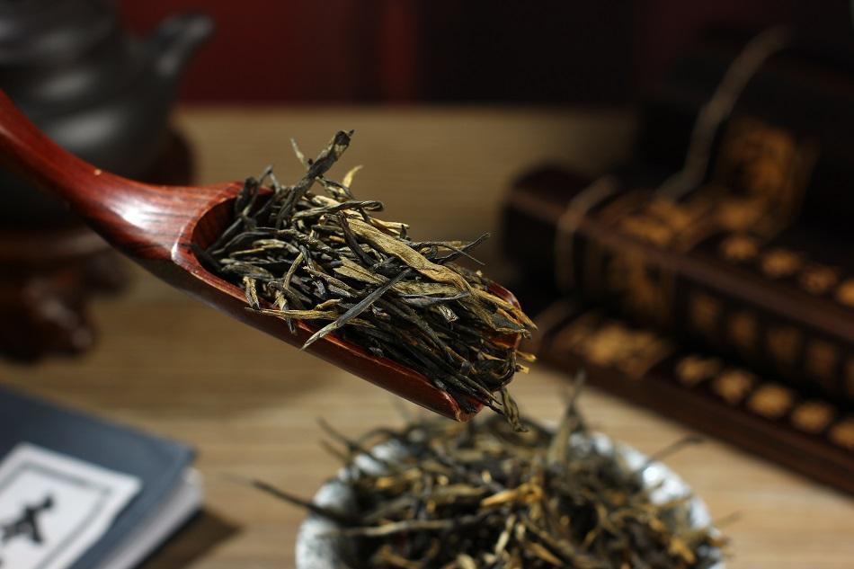 茶汤表面泡泡,茶汤里有泡沫比较多