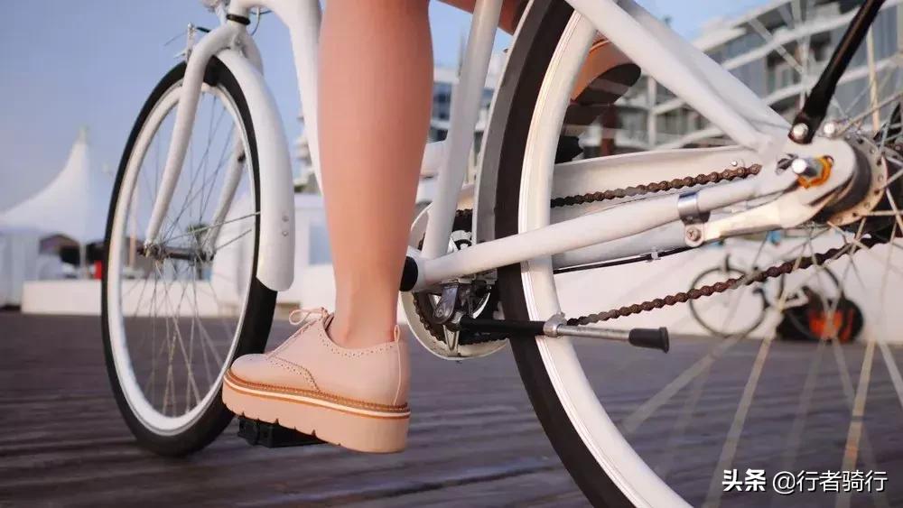 骑车是不是要穿运动鞋,为什么骑车需要专用鞋子