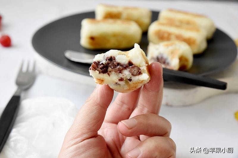 奶香酥脆小煎饼做法,山东煎饼带馅的做法全过程