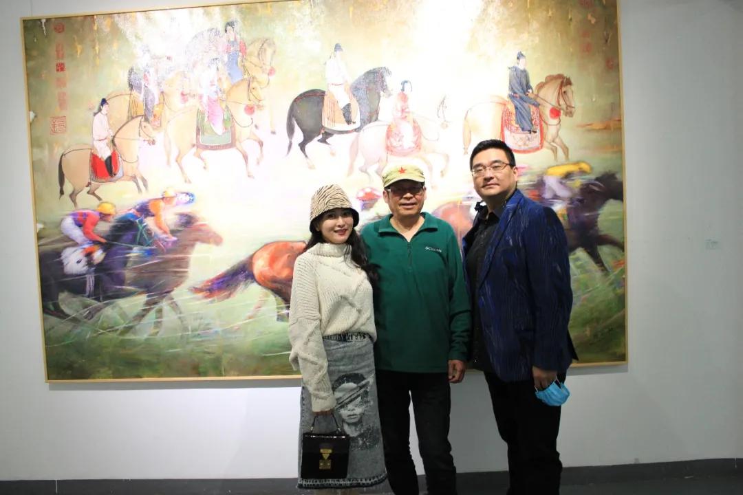 周颖超个展《蜕变》Seaandland在京开幕