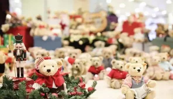 香港巨型圣诞树,香港圣诞树旅游攻略