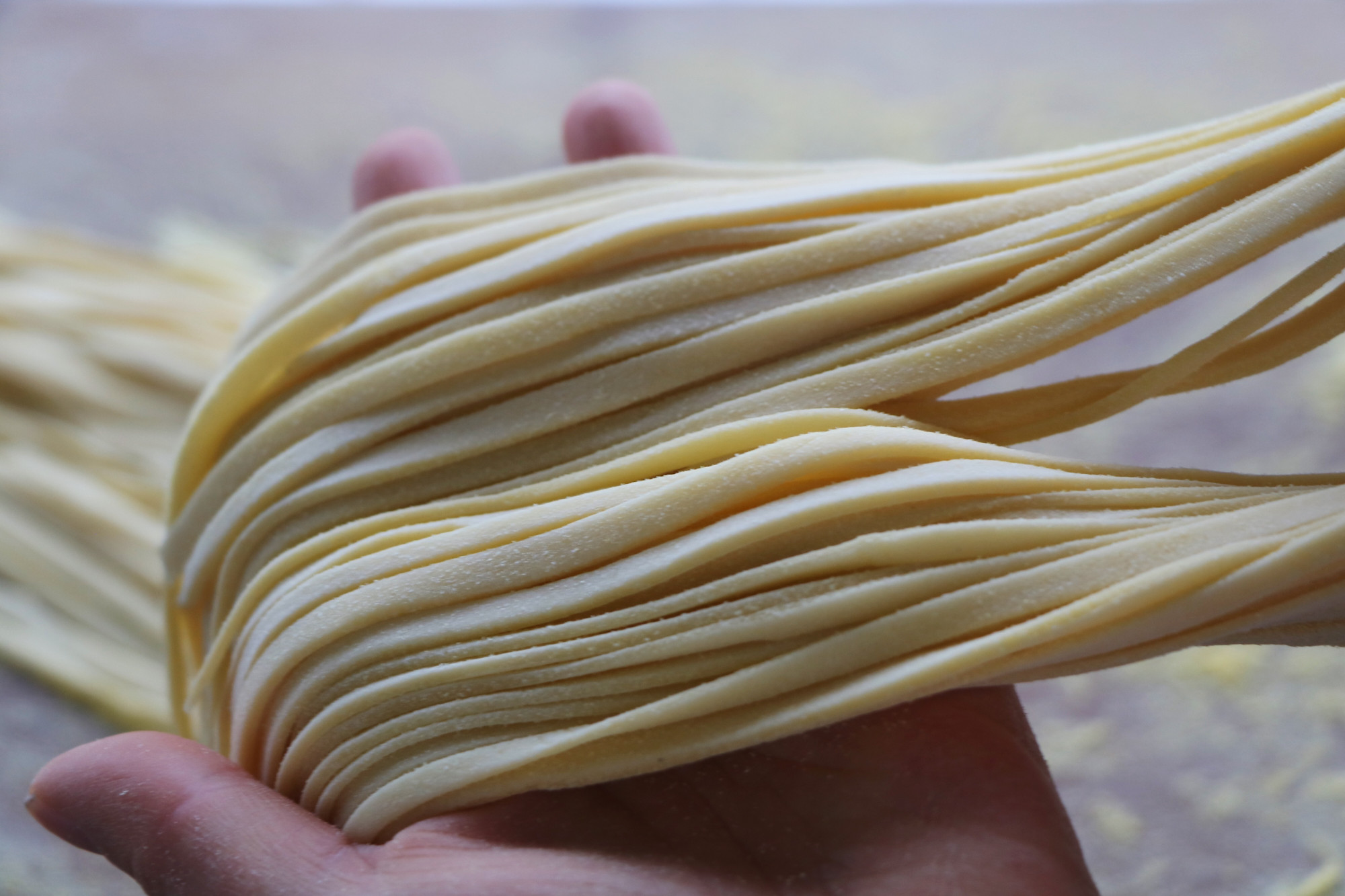 面条怎么制作才能柔软一点,面条怎么能做得又软又劲道