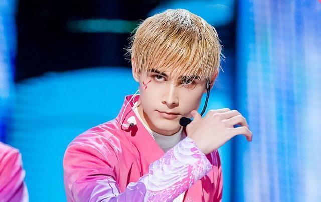 《创造营》最惨打工人出现了！花样作死求淘汰，网友：休想下班