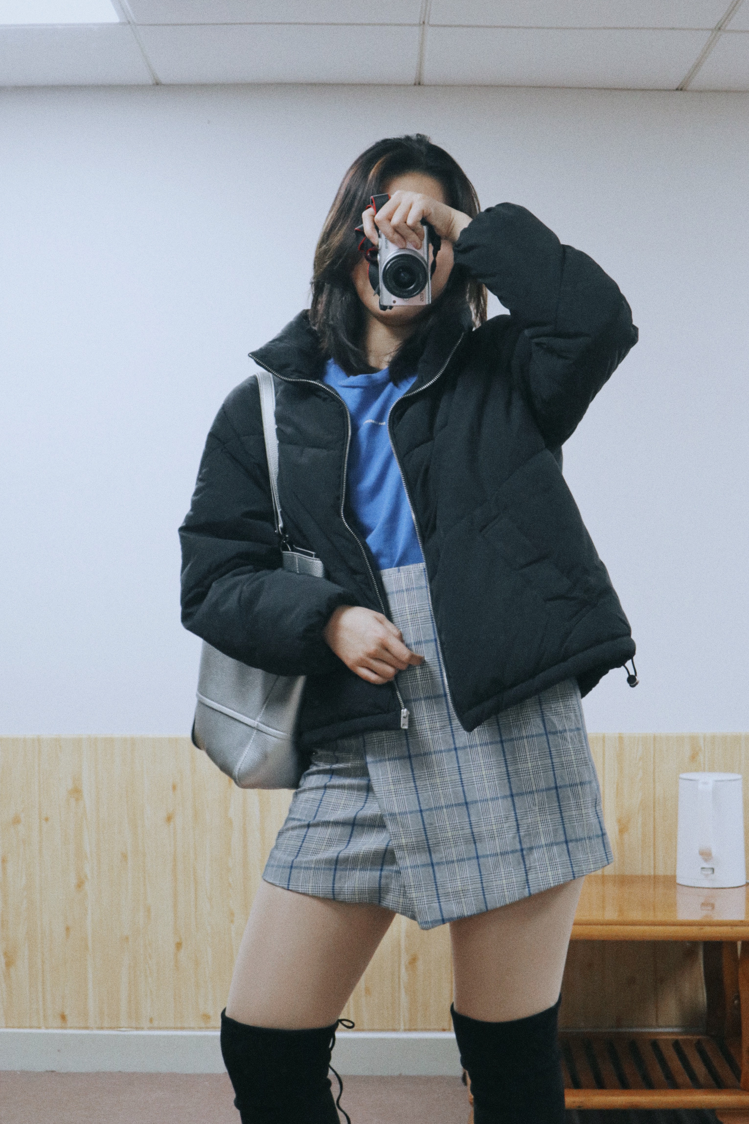 冬天穿光腿神器会对身体不好吗,冬天穿光腿神器好看吗