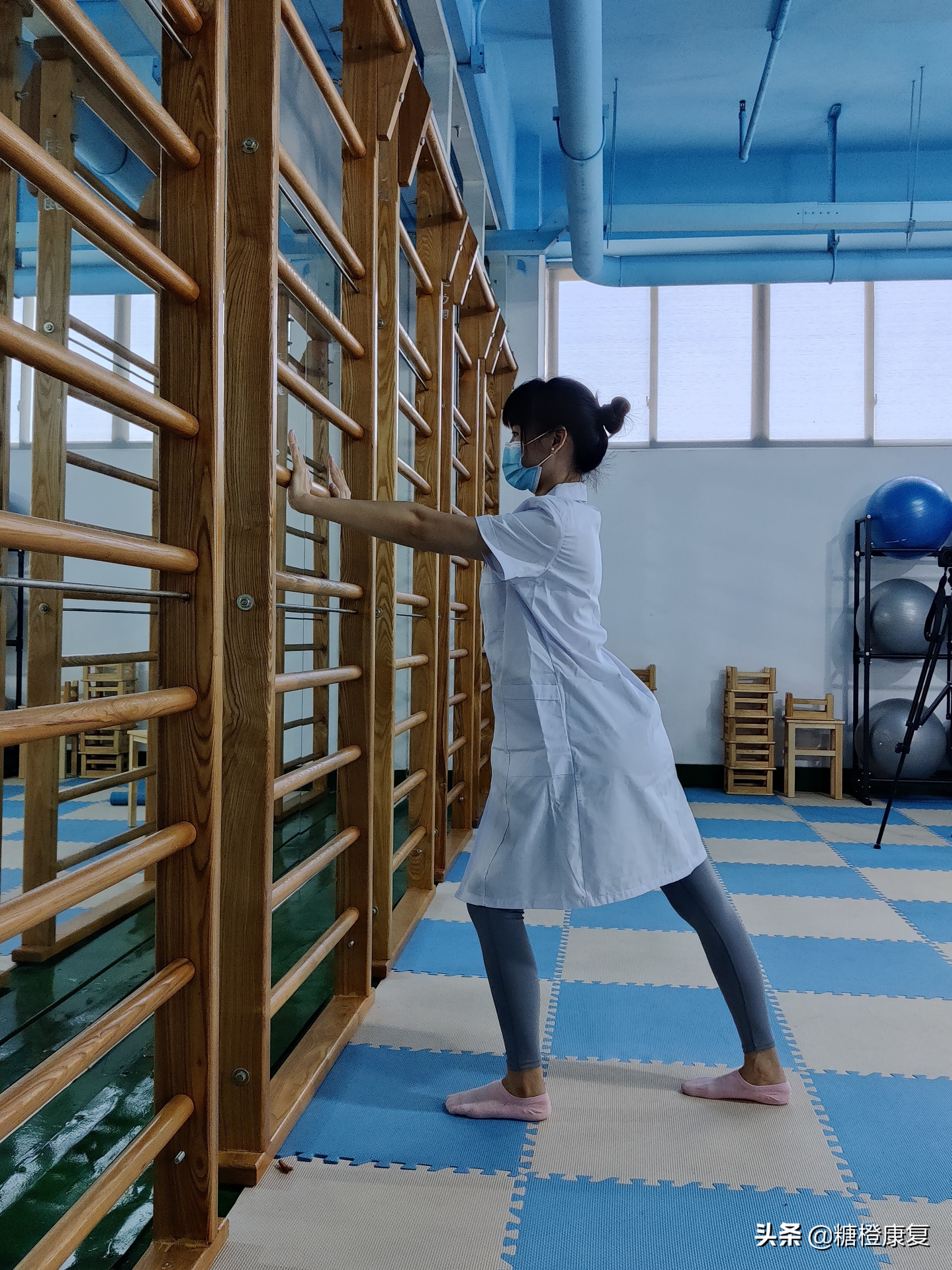 扁平足的锻炼矫正方法,10岁小孩扁平足的矫正方法