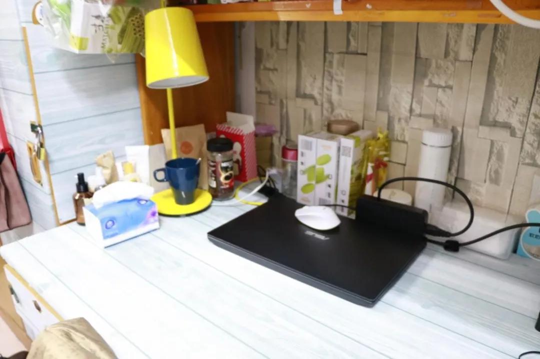 HOLD不住了，关于大学寝室的那些小秘密