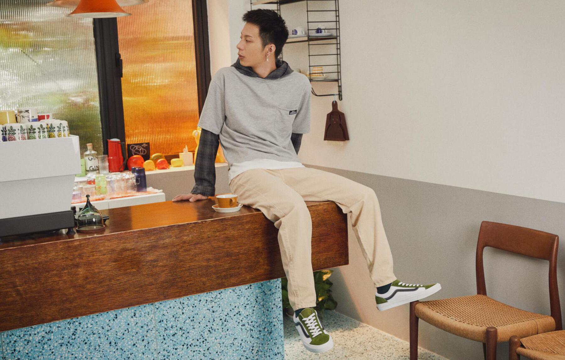 vans街头风格壁纸,vans秋日叠穿