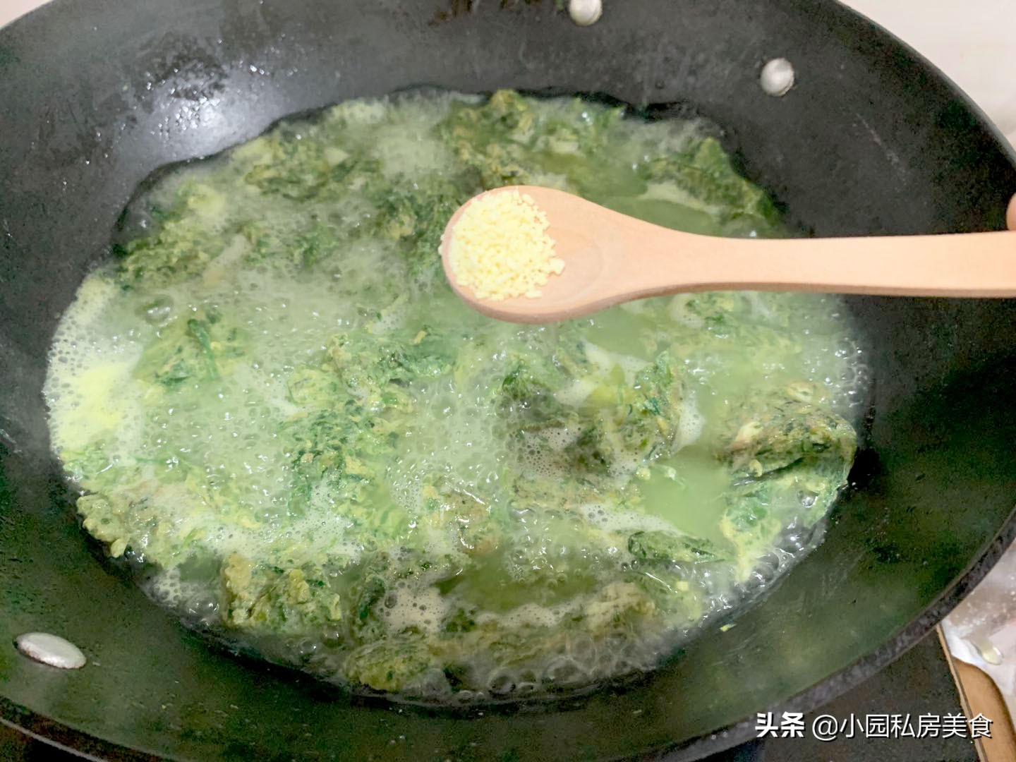 艾草鸡蛋汤，春天的美味，清香美味又营养，爱美的女人不可错过