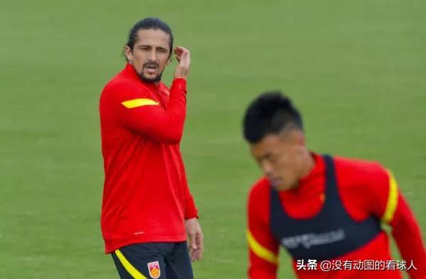 卡帅回应韦世豪上场,卡帅回应批评张琳芃没脑子