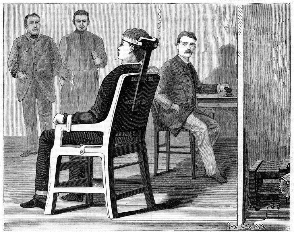 够残忍！1951年，美国不顾公众非议，将7名黑人强奸嫌犯电刑处死