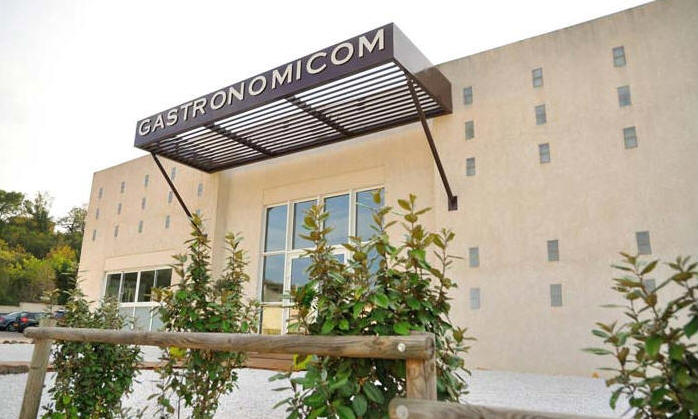 全国著名厨师学校排名,世界著名的厨师学校