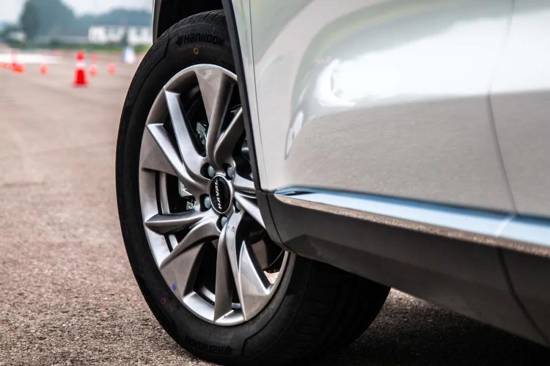 第三代哈弗h6怎么样质量好不好,第三代哈弗h65公里后的感受