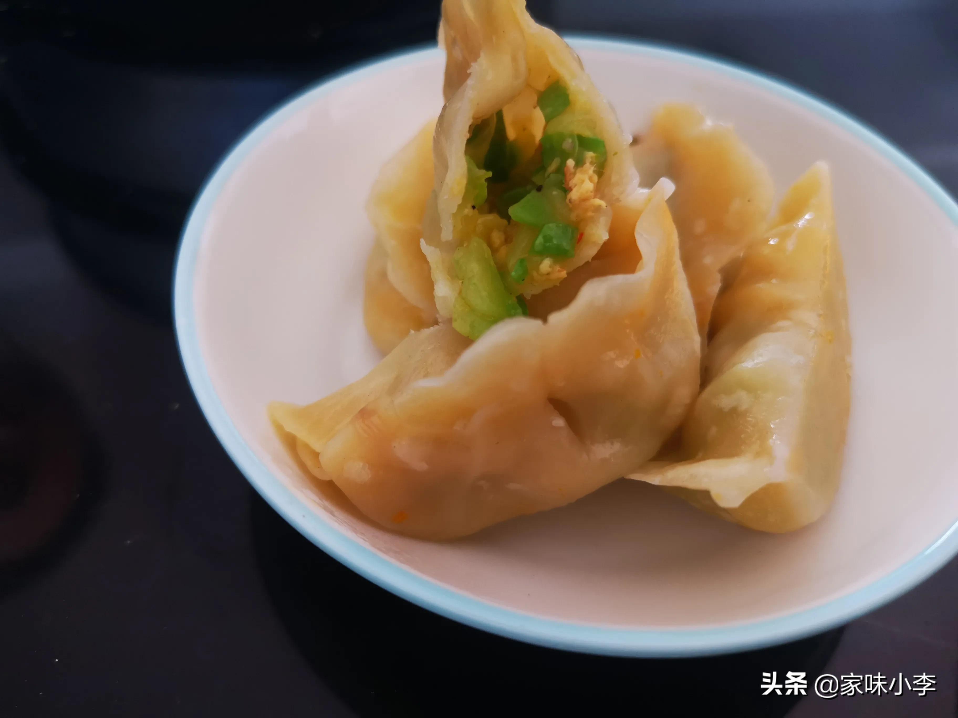 蒸饺用热水还是冷水和面,蒸饺和面用冷水还是热水