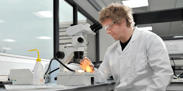 今日英国名校推荐——赫尔大学