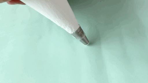 向日葵裱花手法教程简单易学,裱花的七种基础手法教程