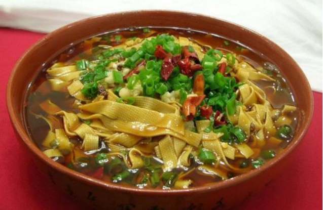 菠菜魔芋丝凉拌做法视频,魔芋丝生菜的做法