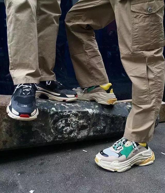 韩国练习生小白鞋,偶像练习生的鞋