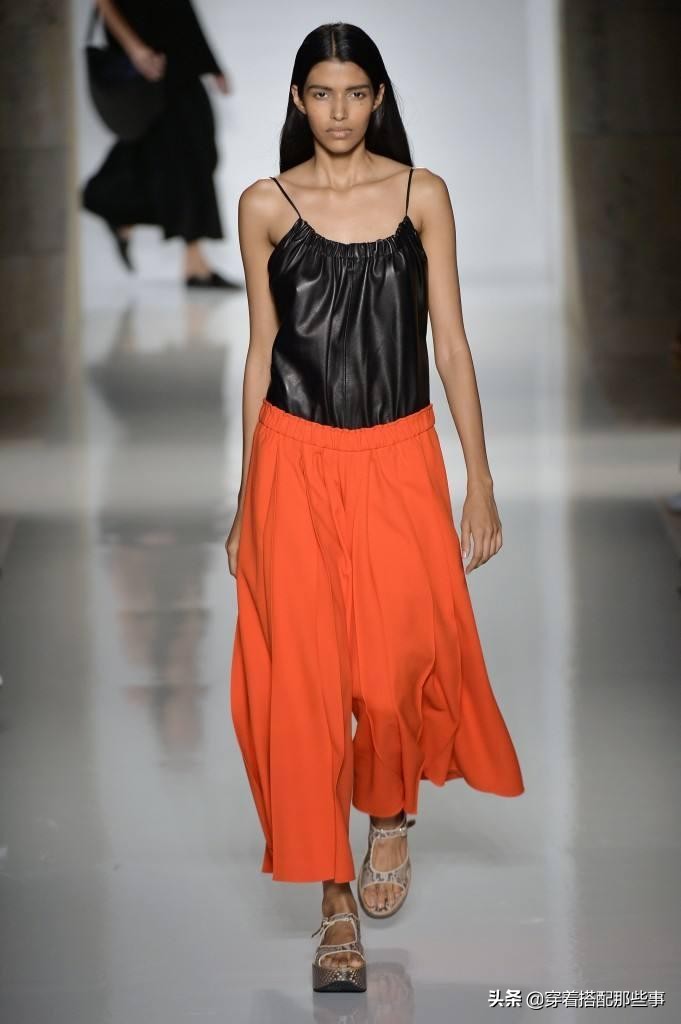 长款裙裤的时尚穿搭法则,高端裙裤搭配冬款