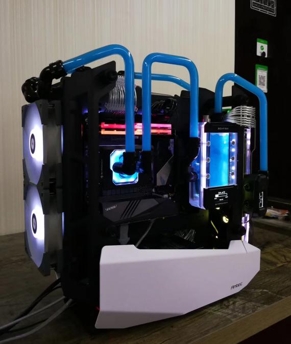 striker锋芒,安钛克striker锋芒机箱