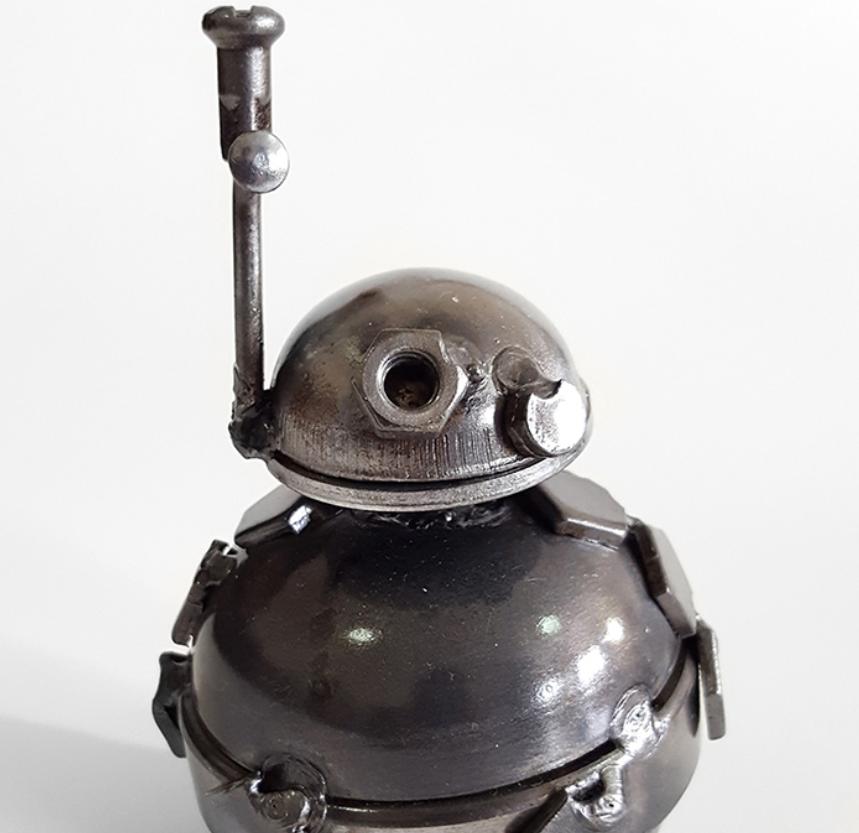 绿巨人和钢铁侠体型差异,绿巨人变成了人类的样子