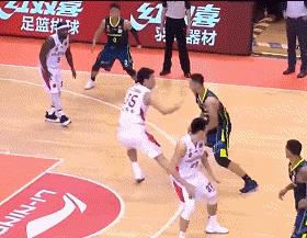 易建联(16年),顶天立地