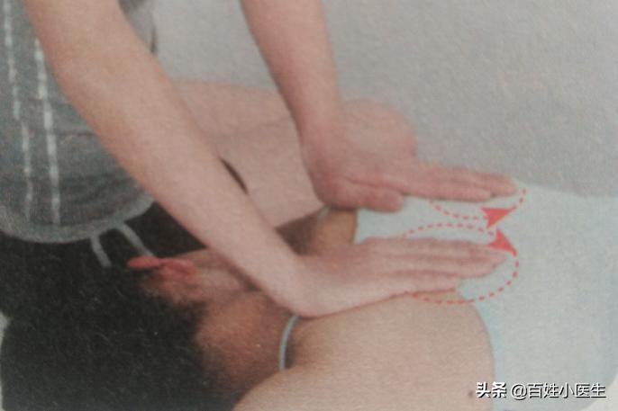 背部赘肉减肥最有效的动作10分钟,减肥背部穴位按摩手法教程