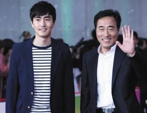 杨玏娱乐圈人脉,杨玏的现任女友照片