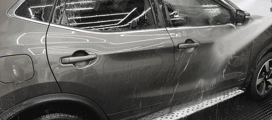 汽车塑料上的污渍怎么去除,汽车上的油烟污渍如何处理