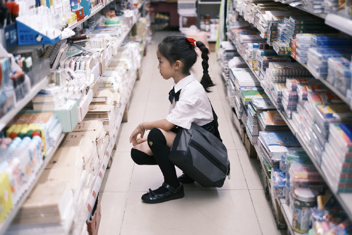 富士相机怎么拍摄色彩浓郁的照片,富士相机有哪些胶片预设