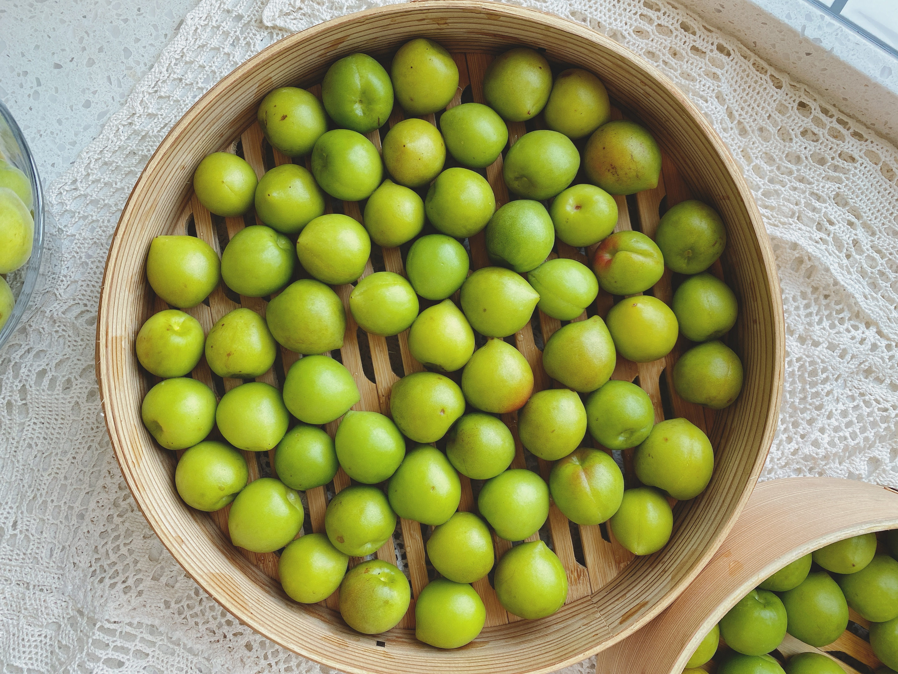 青梅酒最好选什么白酒,青梅酒喝起来口感和白酒一样