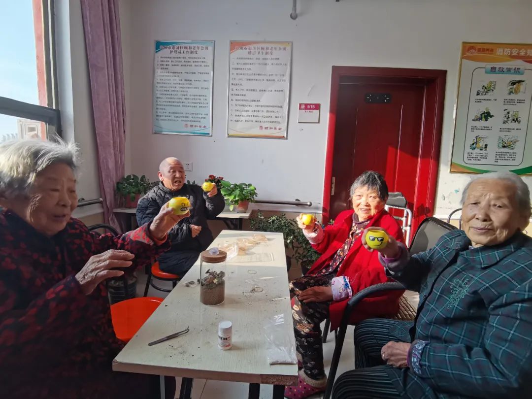 园艺种植小组活动,多彩活动健康成长